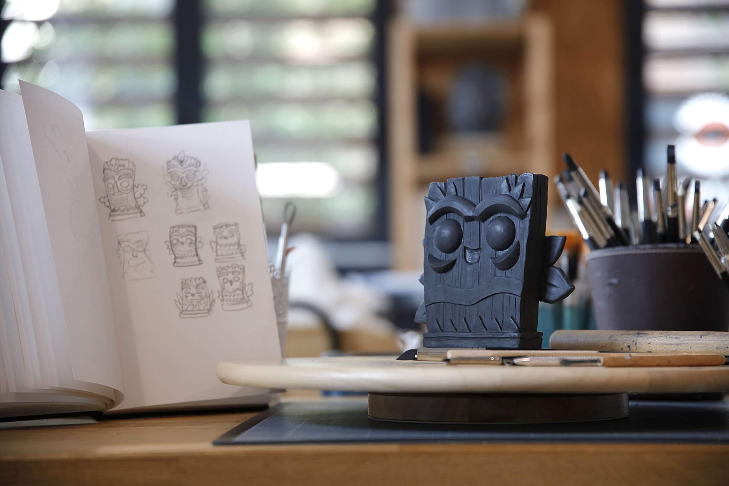 Totem par BLACK OWL STUDIO